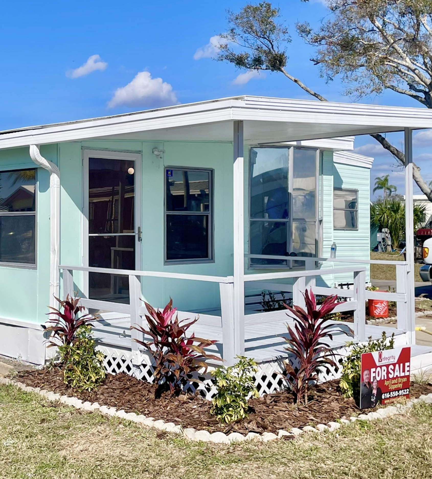 3715 Hula Circle, Ruskin, Florida 33570, 1 Bedroom Bedrooms, ,1 BathroomBathrooms,All - Age Mobile Home,For Sale,Hula Circle,4222